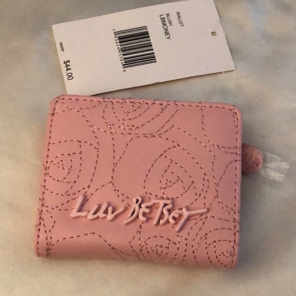 Betsey Johnson Luv Betsey Snap Card Wallet Blush Tonal Stitched Rose Pattern NWT - Picture 3 of 16
